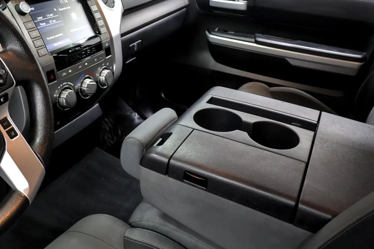 Toyota Tundra photo 17