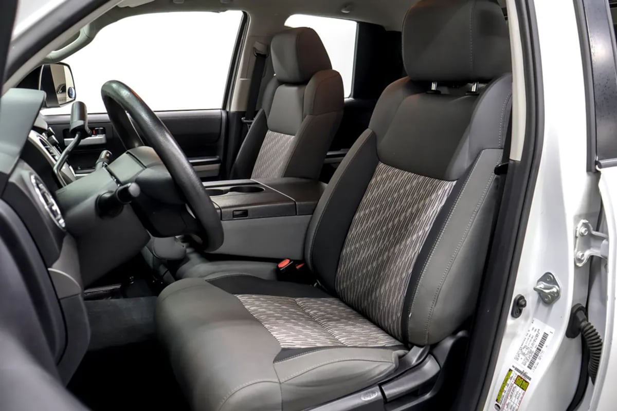 Toyota Tundra photo 25