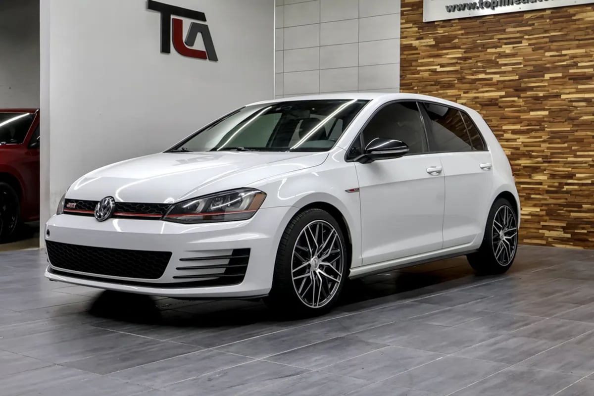 Volkswagen Golf GTI photo 4
