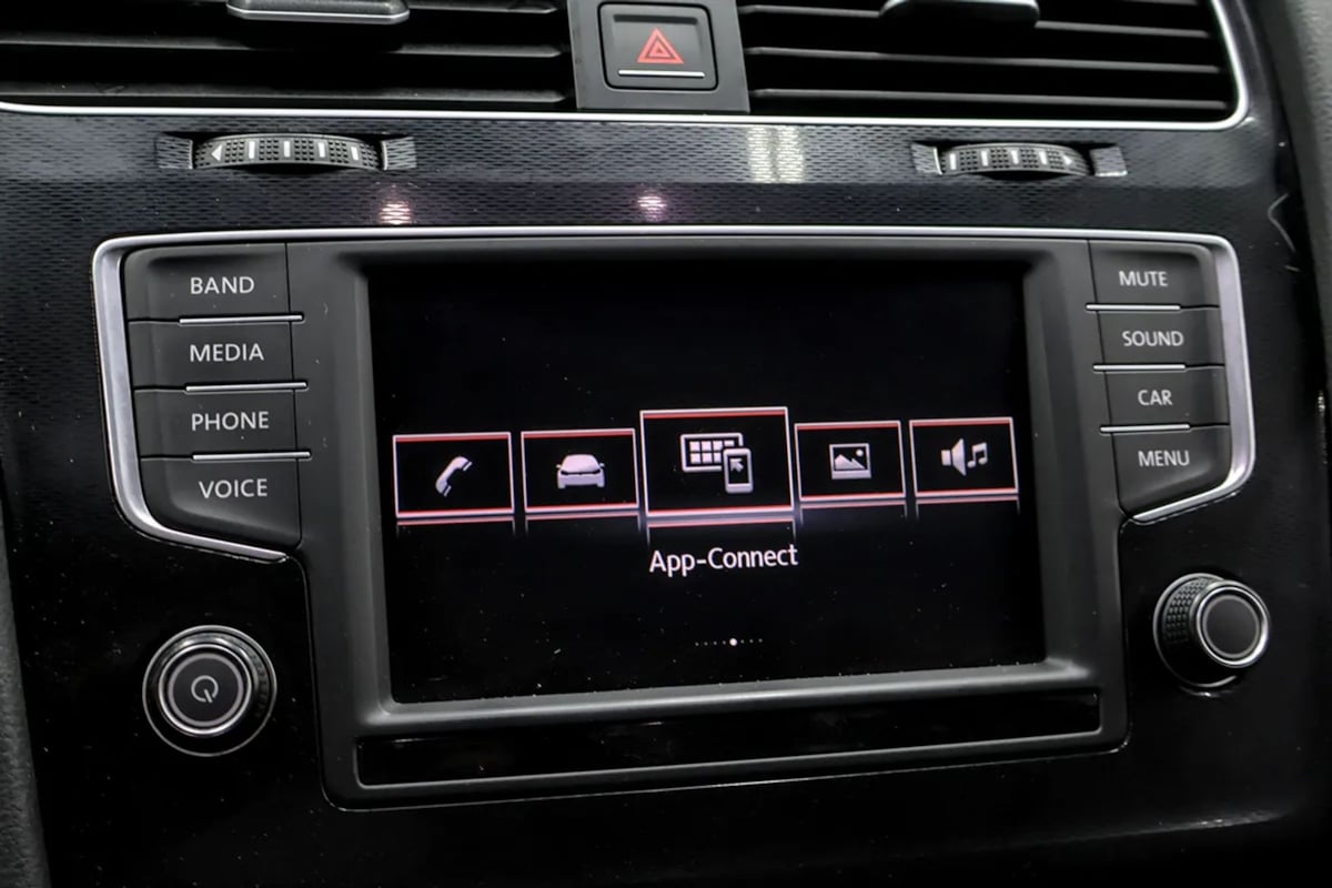 Volkswagen Golf GTI photo 20