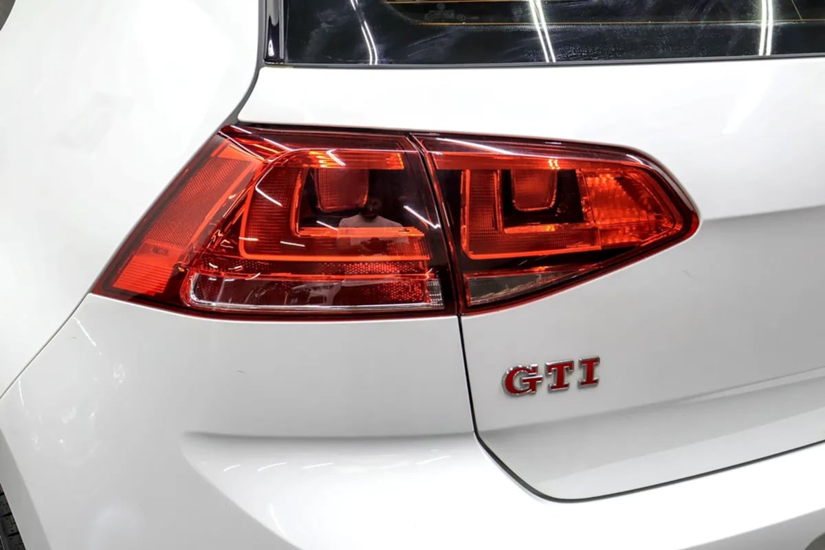 Volkswagen Golf GTI photo 35
