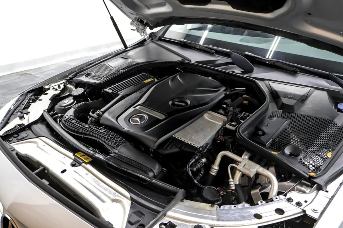 Mercedes-Benz C300 photo 41