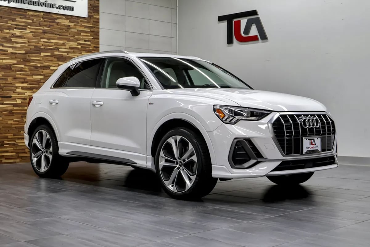 Audi Q3 photo 2