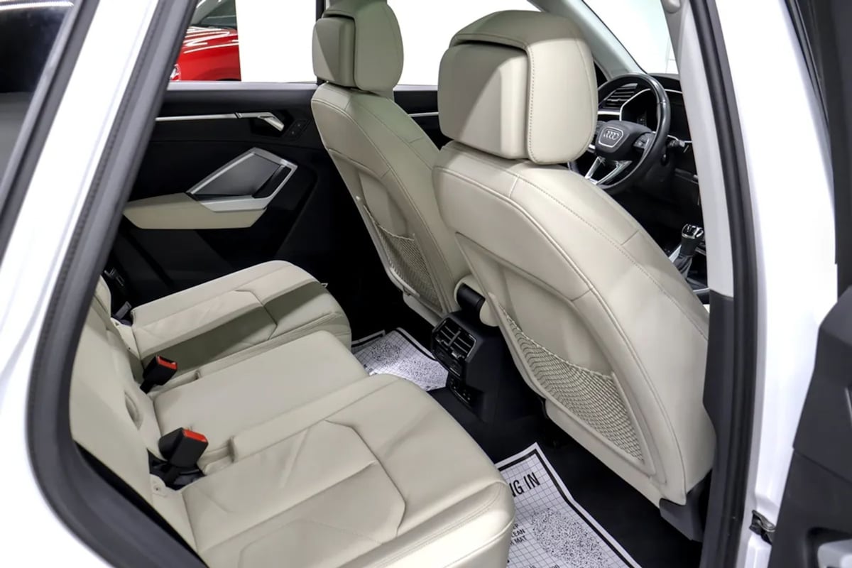 Audi Q3 photo 30