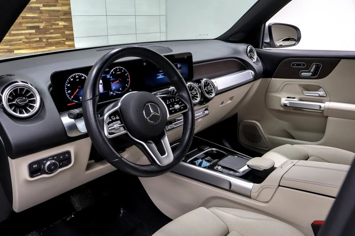 Mercedes-Benz GLB 250 photo 10