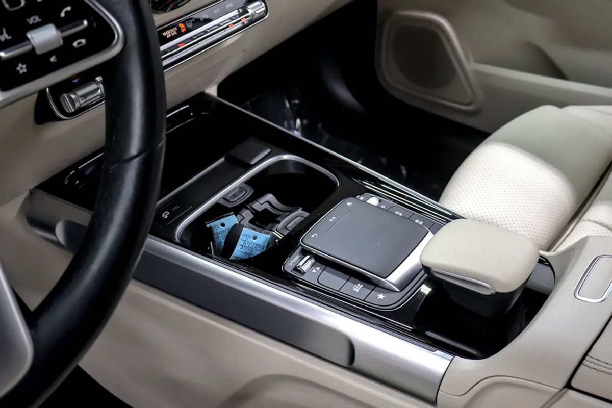 Mercedes-Benz GLB 250 photo 17