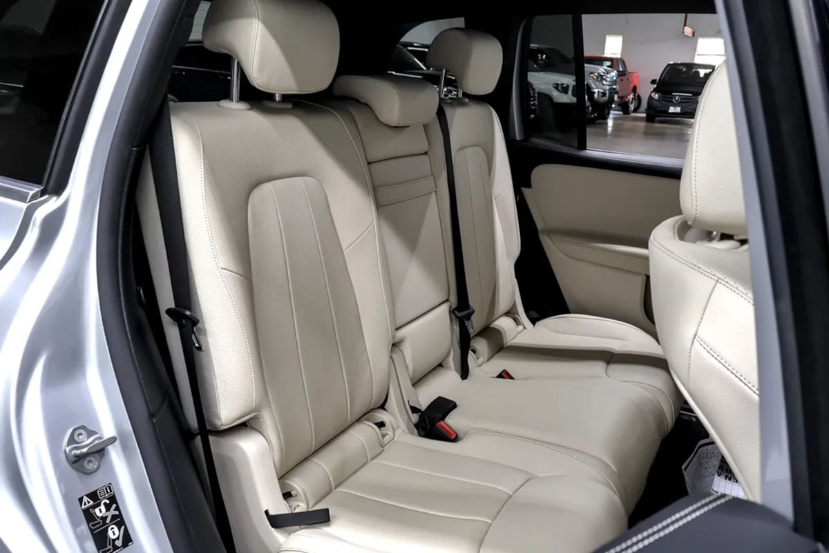 Mercedes-Benz GLB 250 photo 28