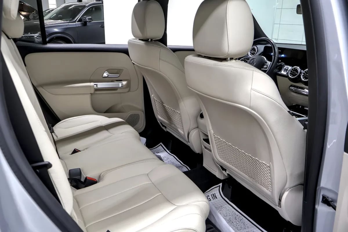 Mercedes-Benz GLB 250 photo 29