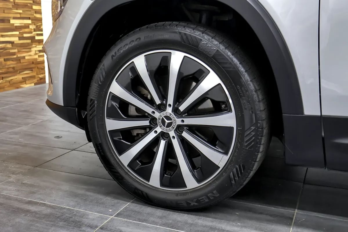Mercedes-Benz GLB 250 photo 42