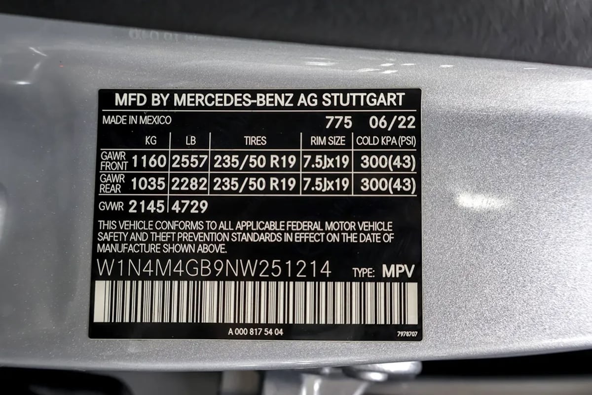 Mercedes-Benz GLB 250 photo 47