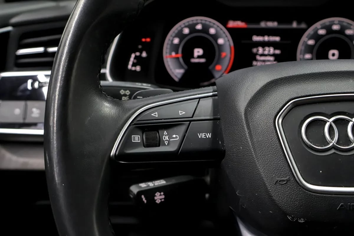 Audi Q7 photo 14