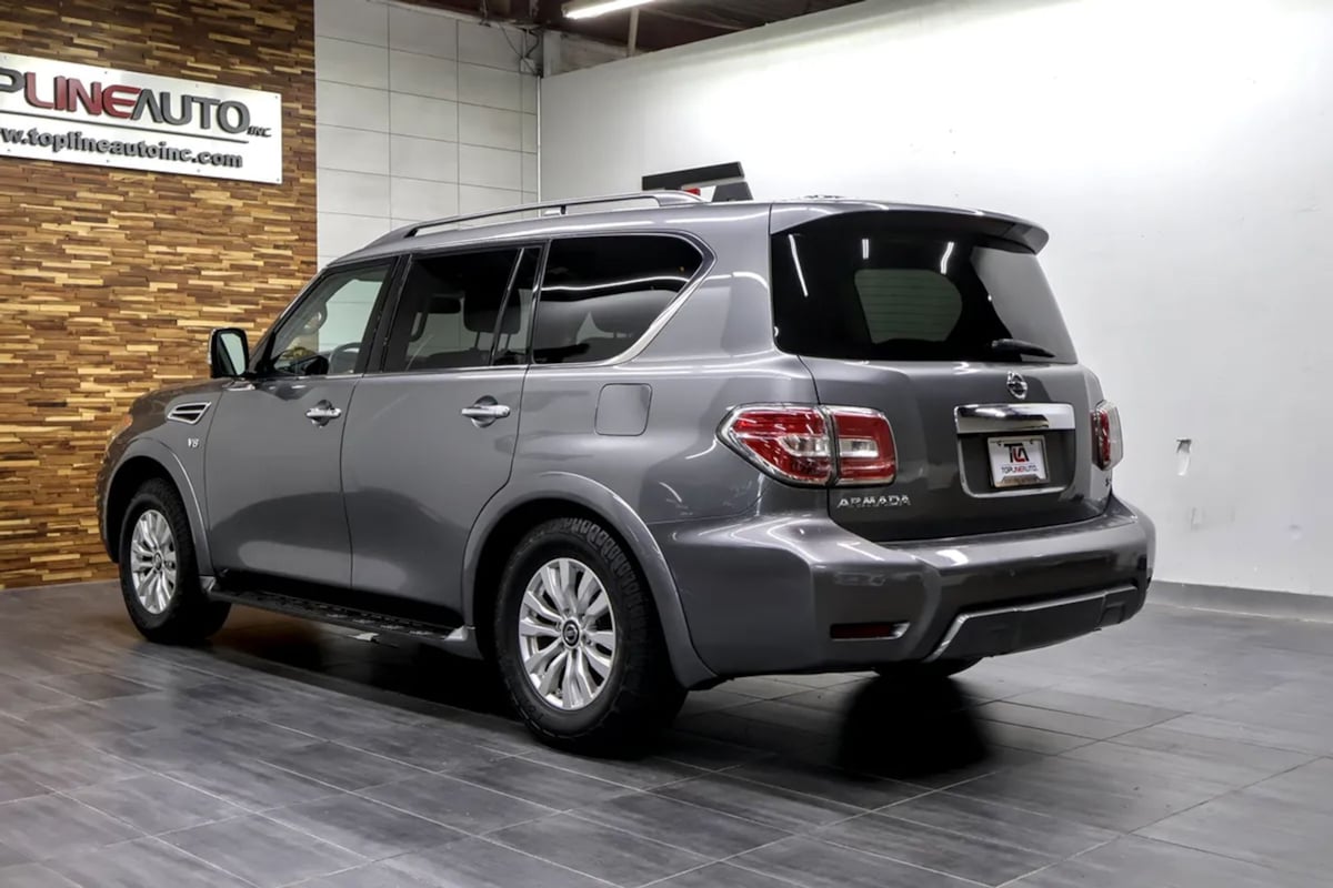 Nissan Armada photo 5