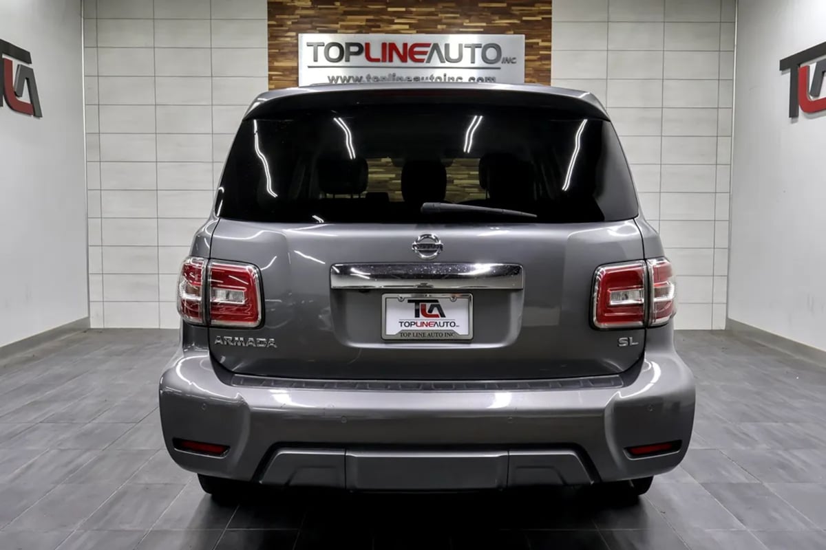 Nissan Armada photo 6