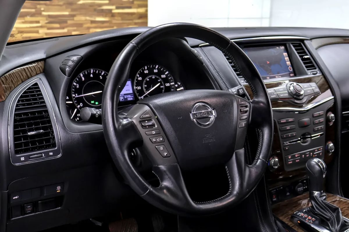 Nissan Armada photo 11