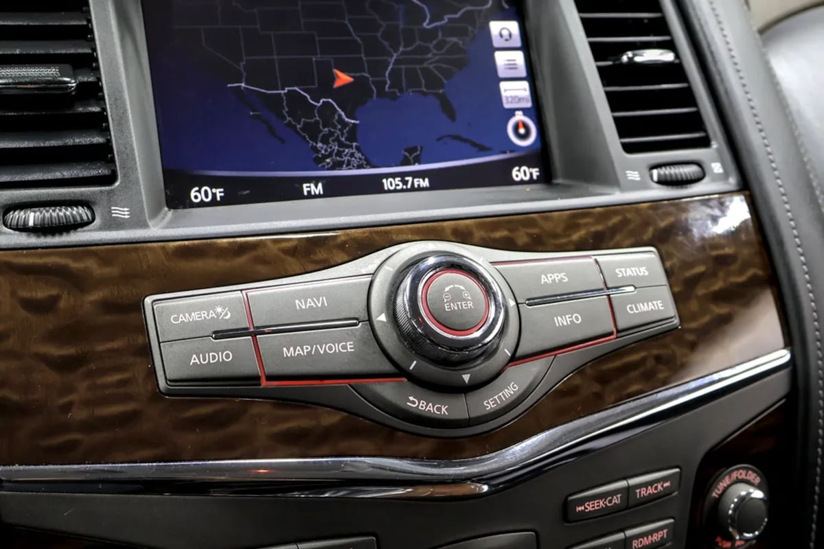 Nissan Armada photo 19