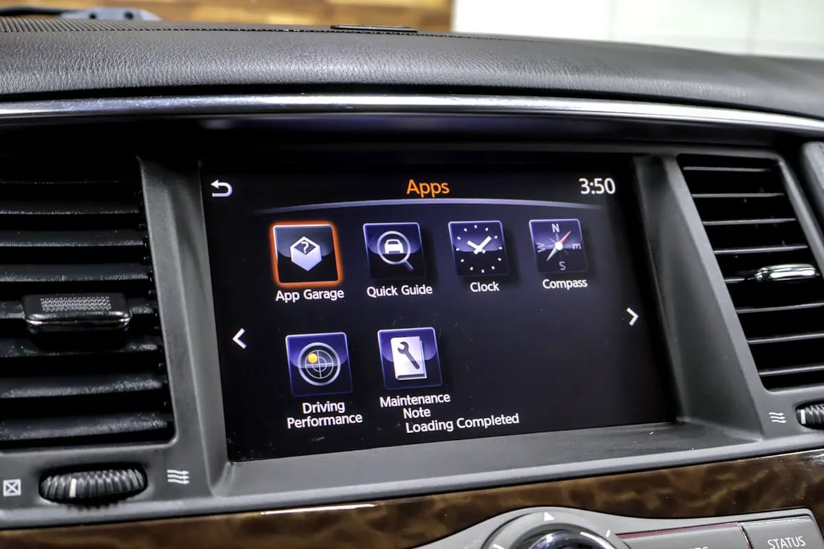 Nissan Armada photo 22