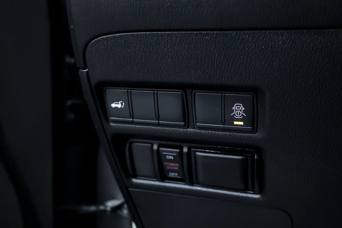 Nissan Armada photo 24