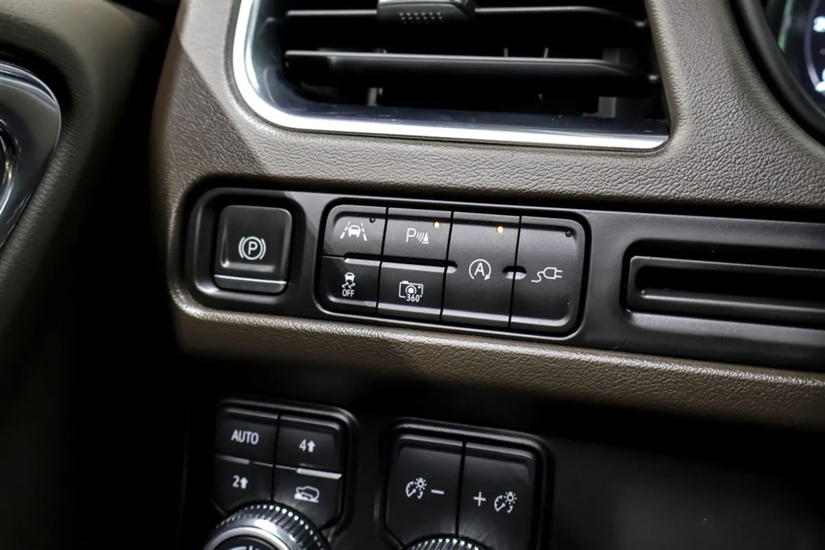 GMC Yukon photo 24