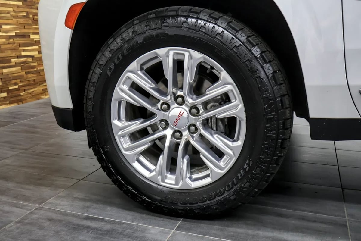 GMC Yukon photo 44