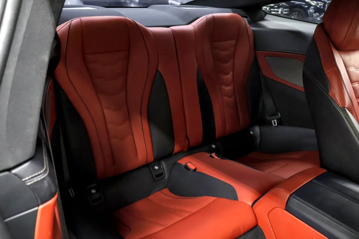 BMW 8 Series photo 29