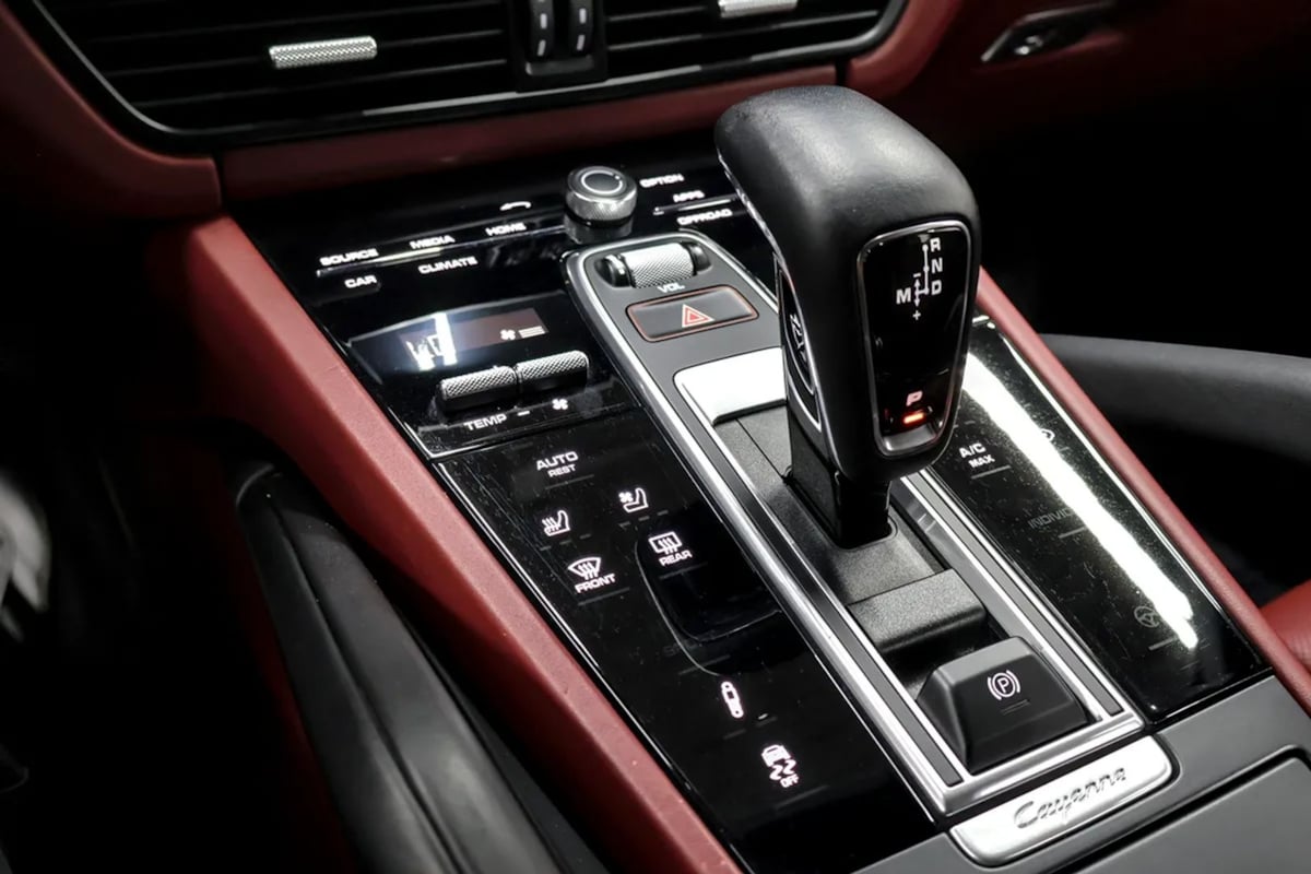 Porsche Cayenne photo 19