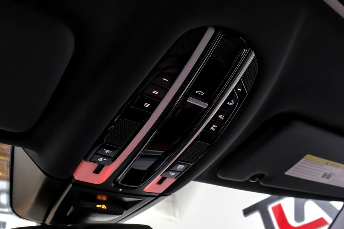 Porsche Cayenne photo 28