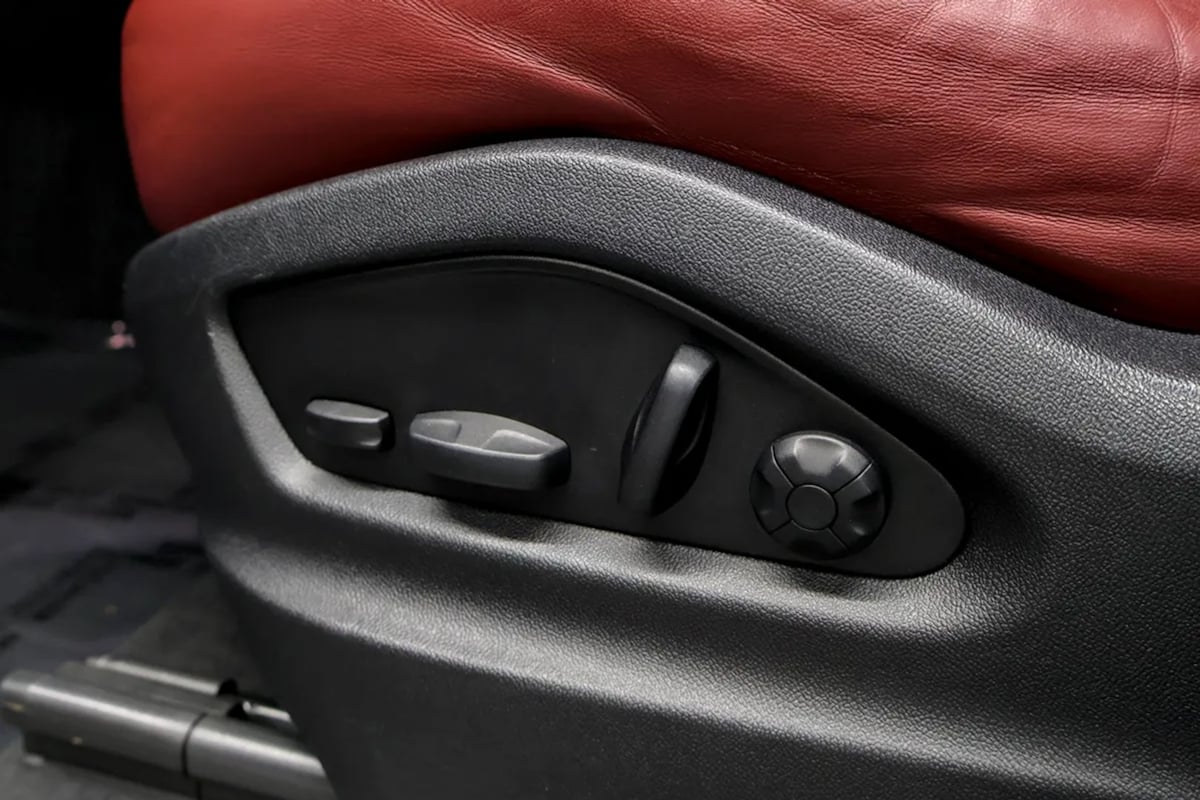 Porsche Cayenne photo 35