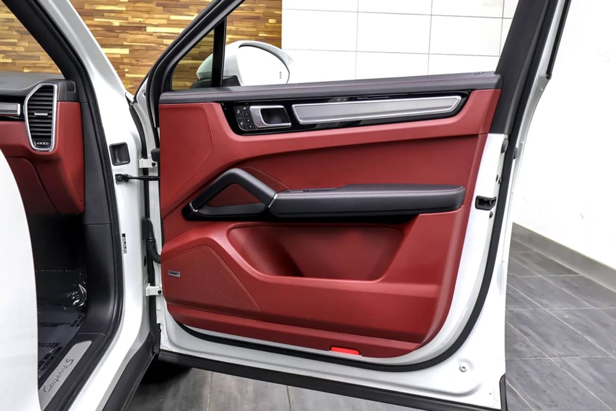 Porsche Cayenne photo 39