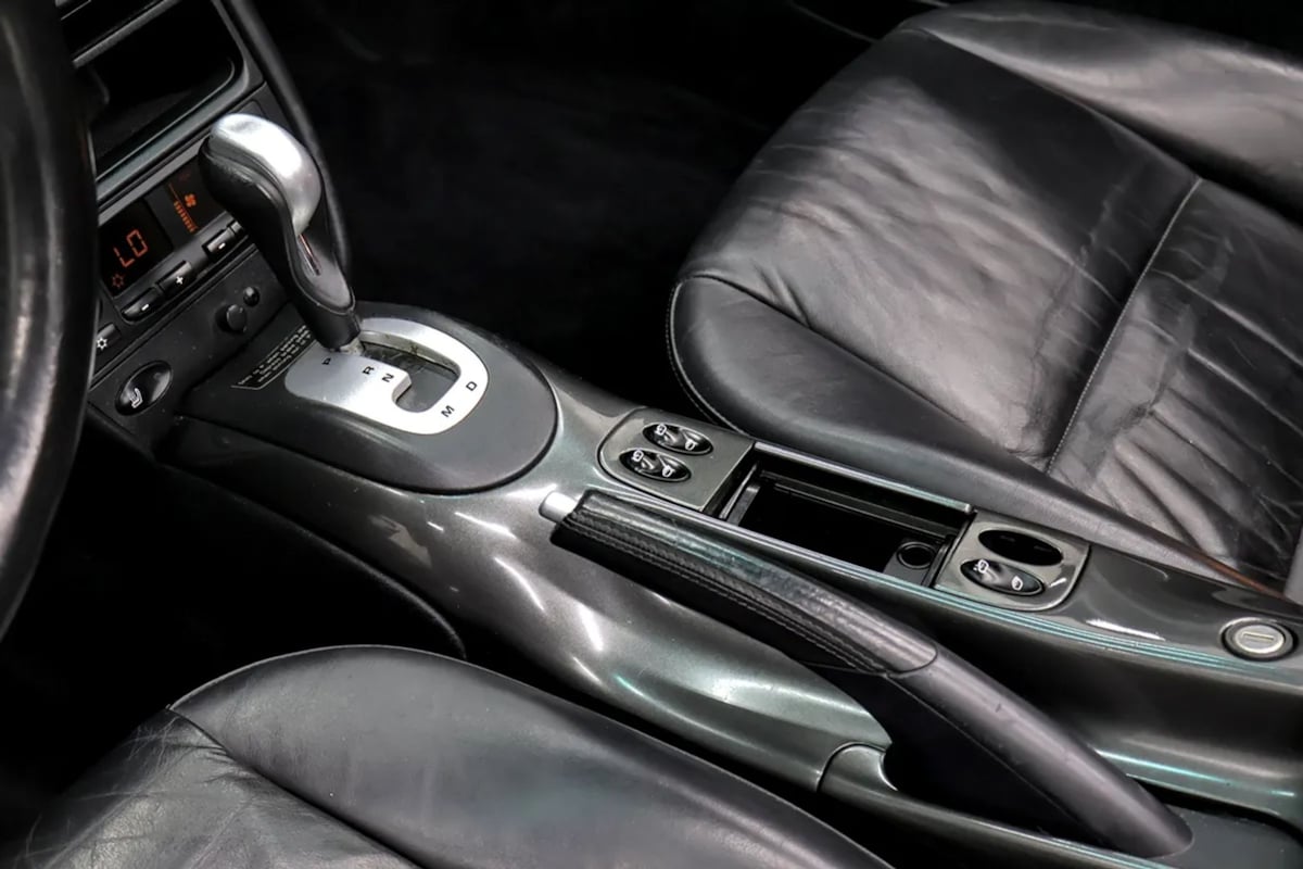 Porsche 911 photo 15