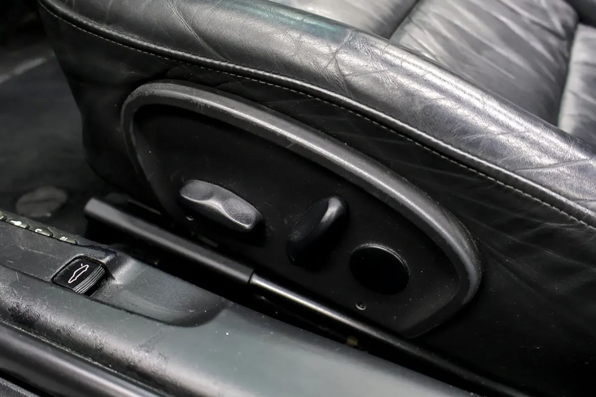 Porsche 911 photo 25
