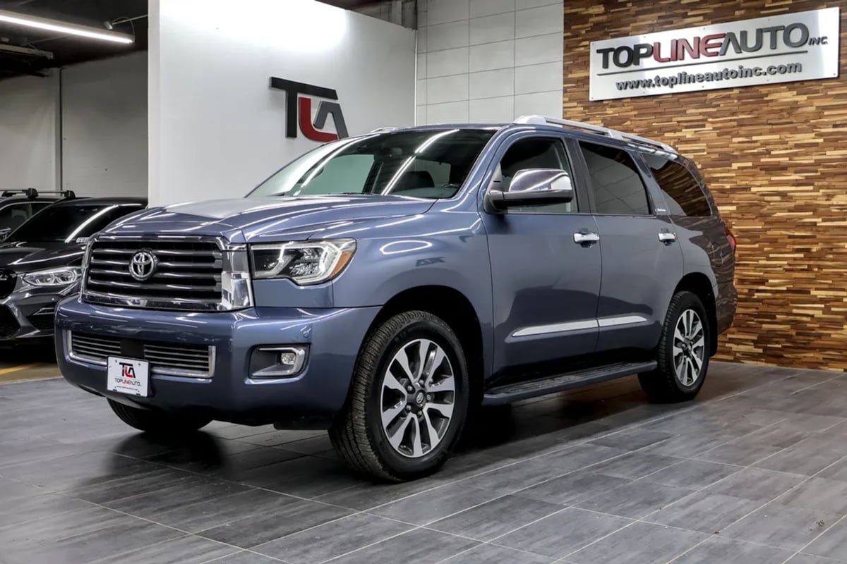 Toyota Sequoia photo 4