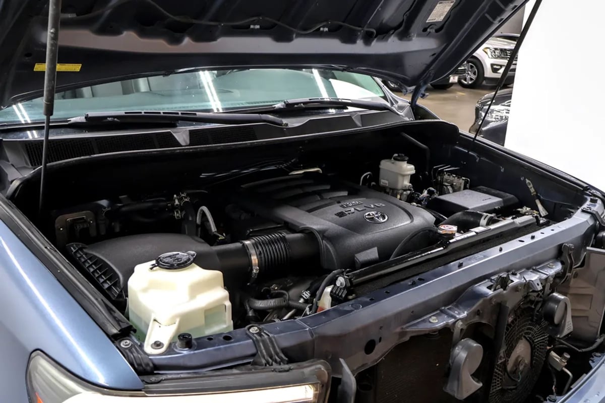 Toyota Sequoia photo 40