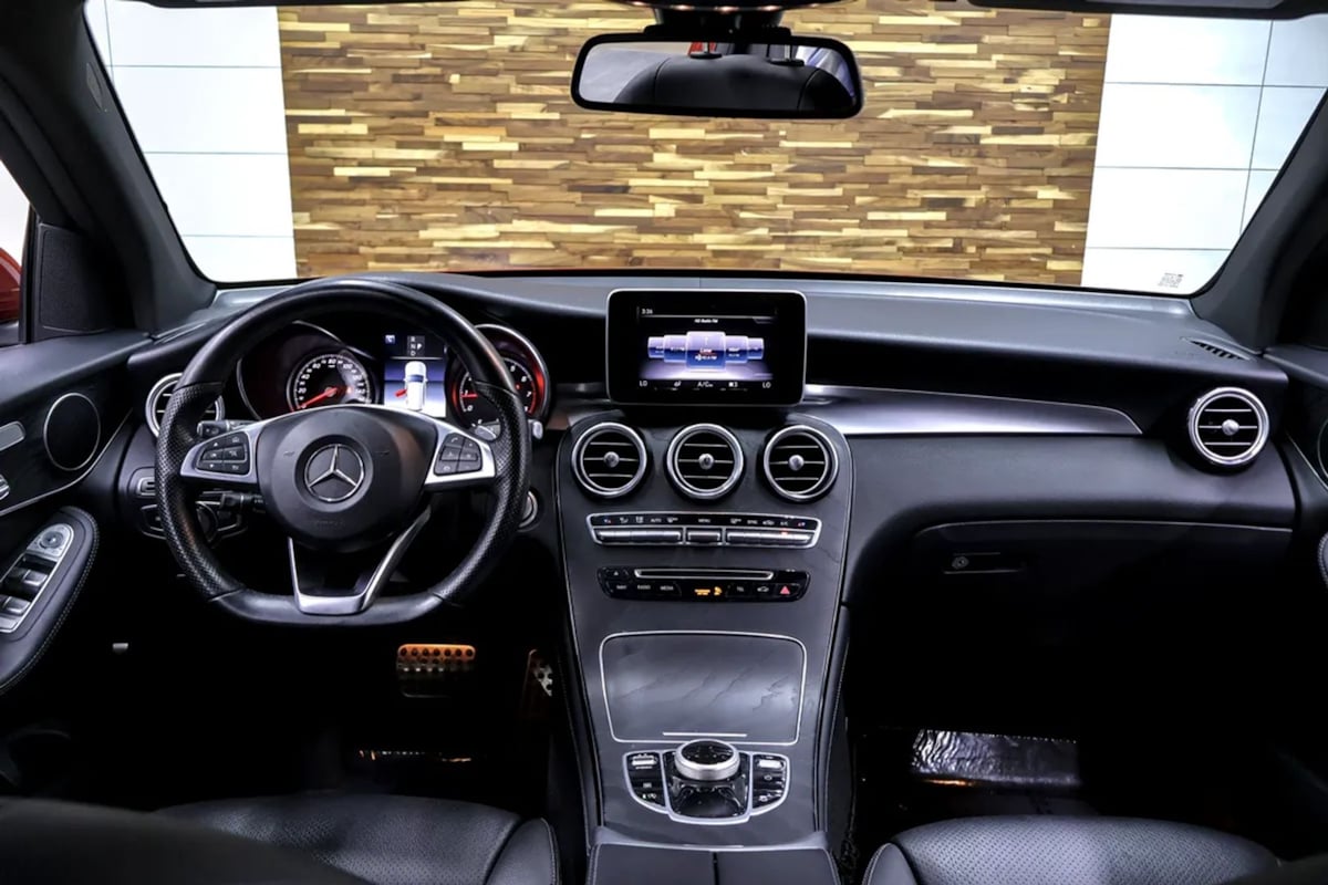 Mercedes-Benz GLC photo 11