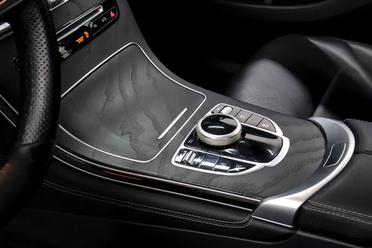 Mercedes-Benz GLC photo 17