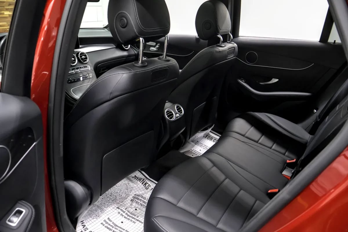 Mercedes-Benz GLC photo 32