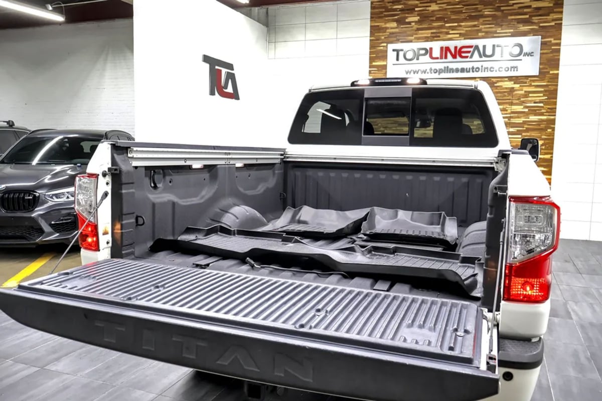 Nissan Titan photo 44