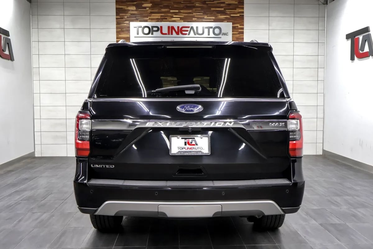 Ford Expedition MAX photo 8