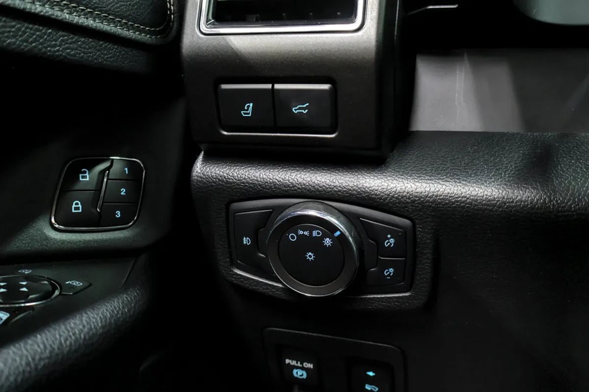 Ford Expedition MAX photo 25