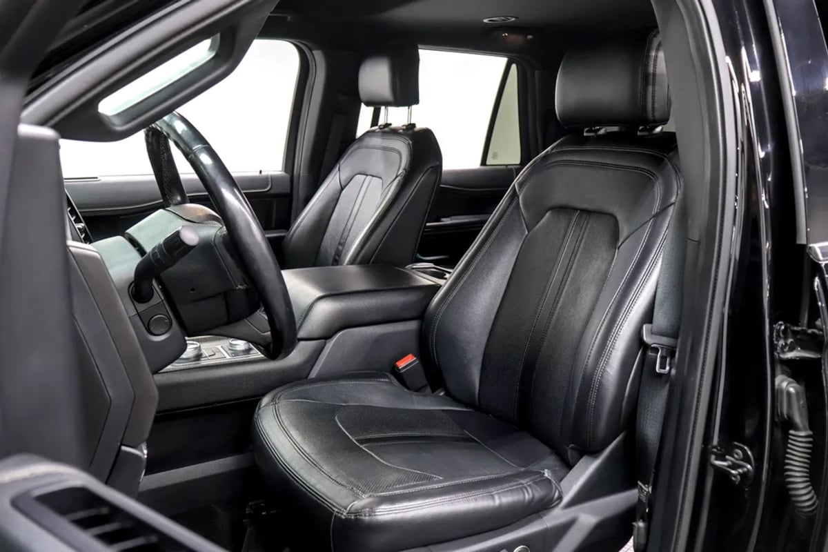 Ford Expedition MAX photo 28