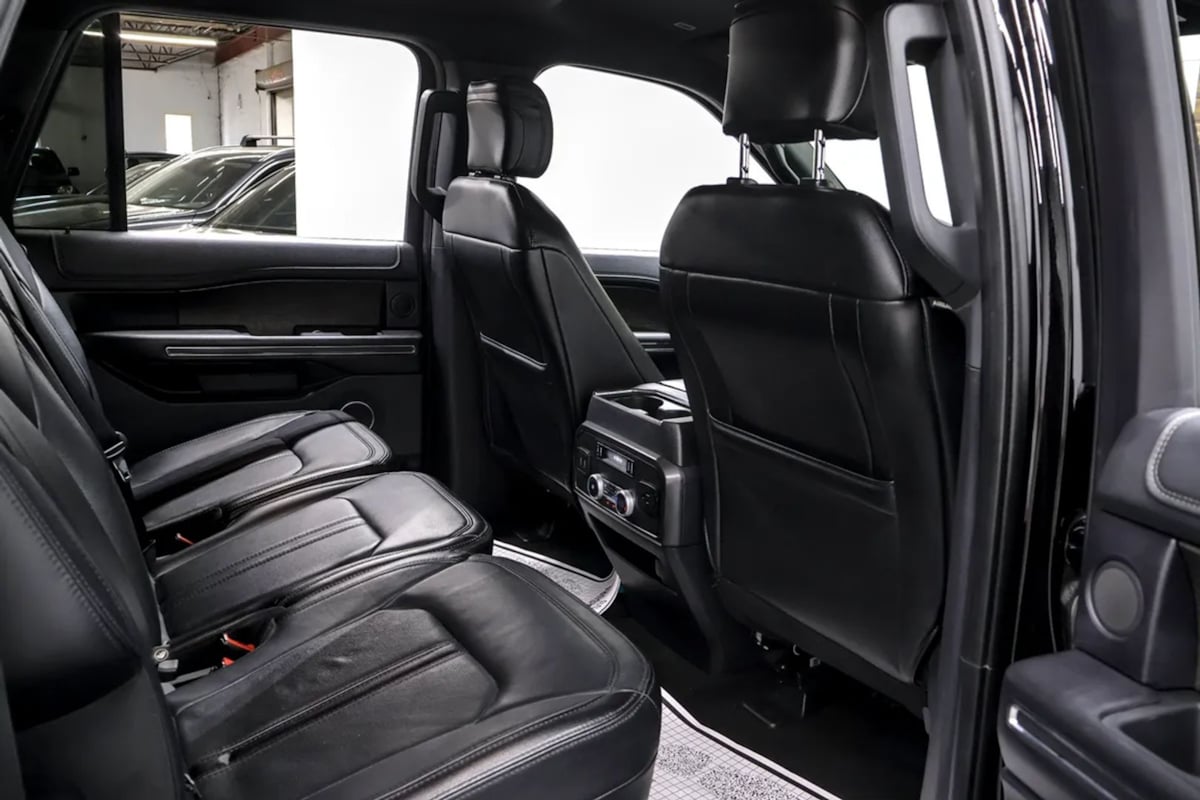 Ford Expedition MAX photo 31
