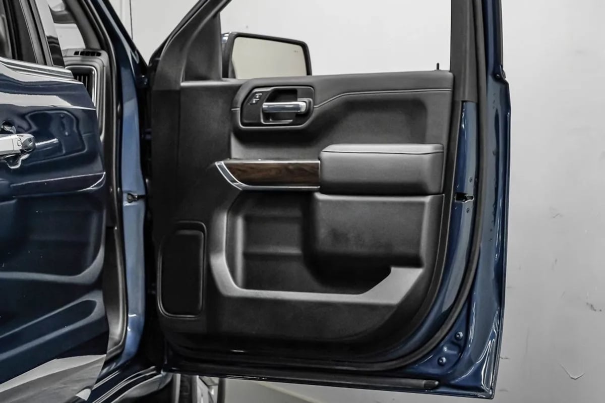 GMC Sierra photo 39