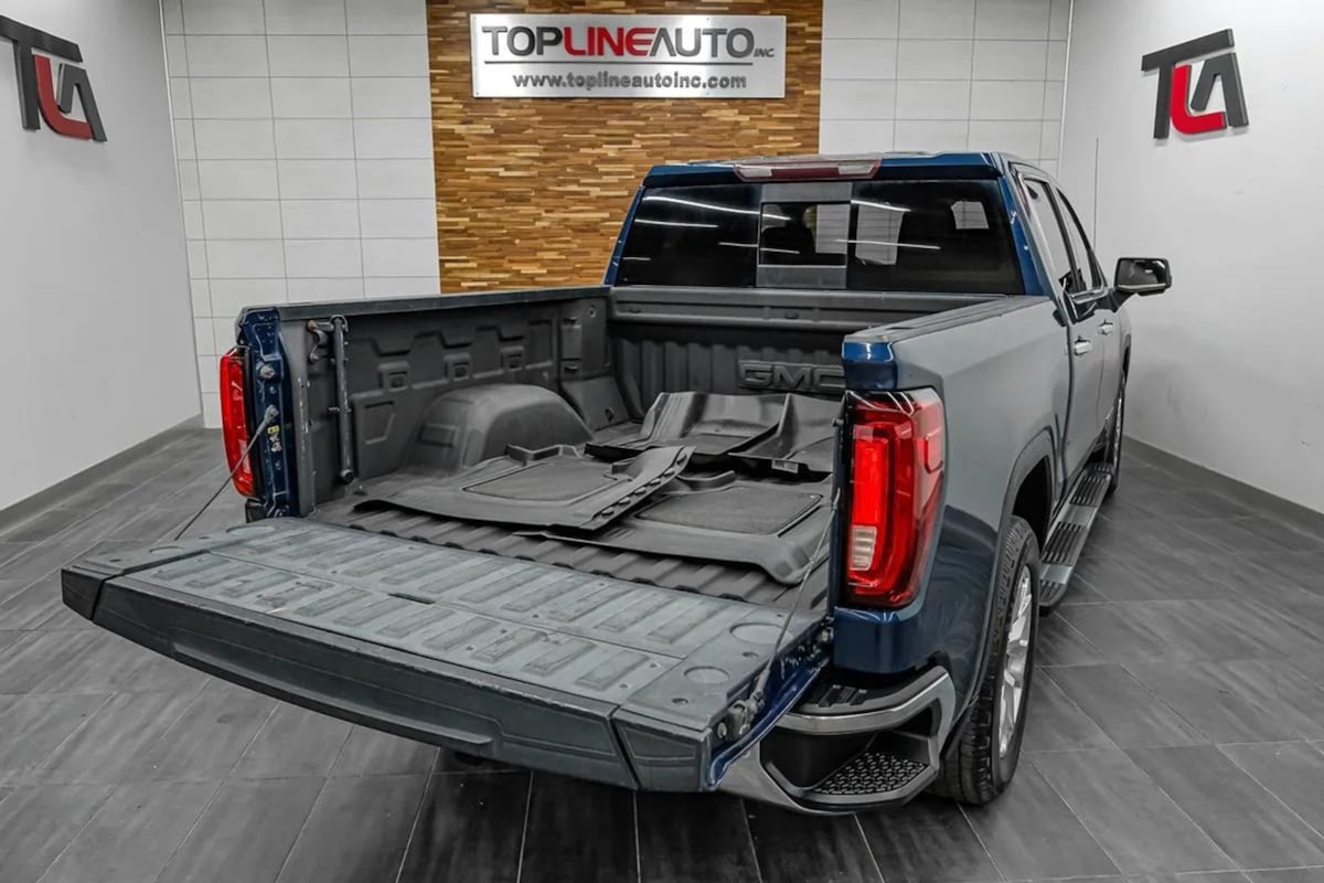 GMC Sierra photo 48