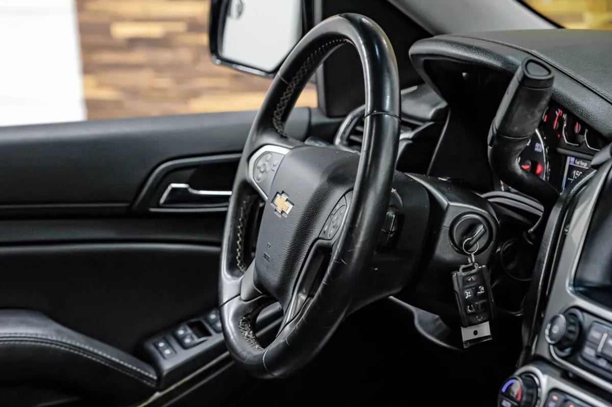 Chevrolet Tahoe photo 10