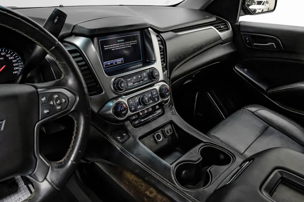 Chevrolet Tahoe photo 20