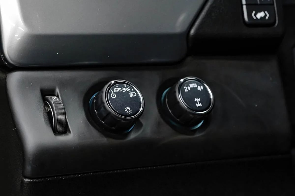 Chevrolet Tahoe photo 23