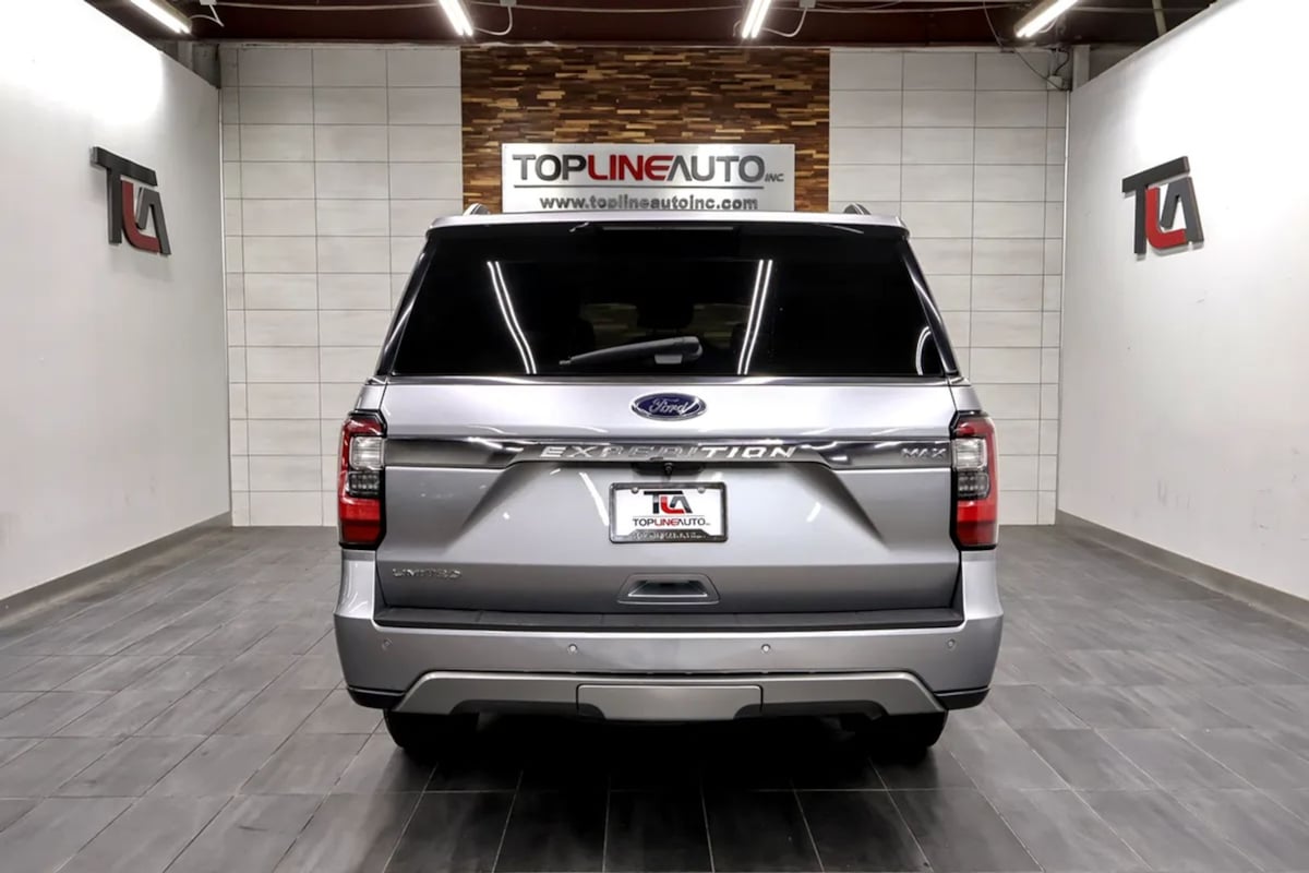Ford Expedition MAX photo 8