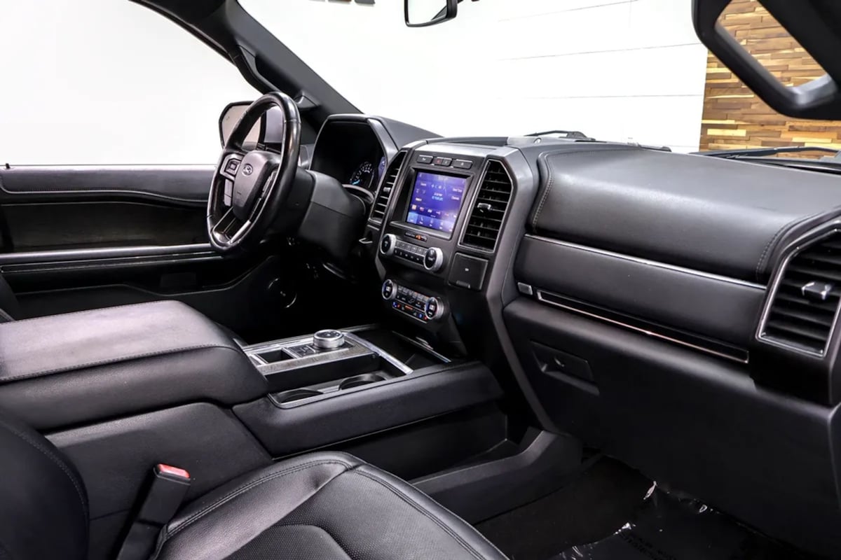 Ford Expedition MAX photo 12