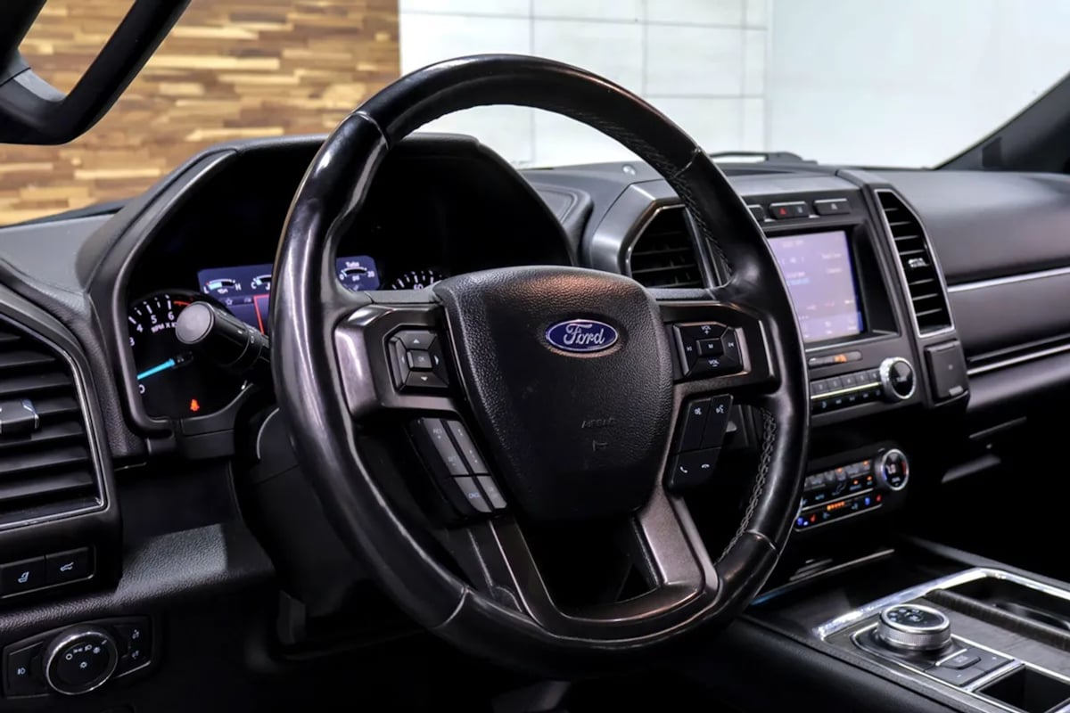 Ford Expedition MAX photo 13
