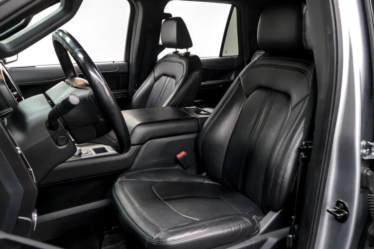 Ford Expedition MAX photo 28