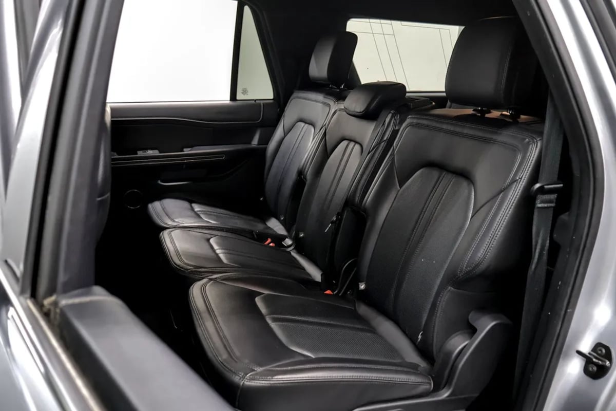 Ford Expedition MAX photo 32